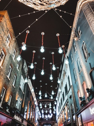 londres-fetes-noel-nouvel-an-illuminations-carnaby-street-1